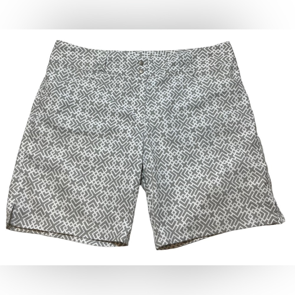 🎉HP🎉 Adidas shorts gray & white geometric design Size 8 EUC